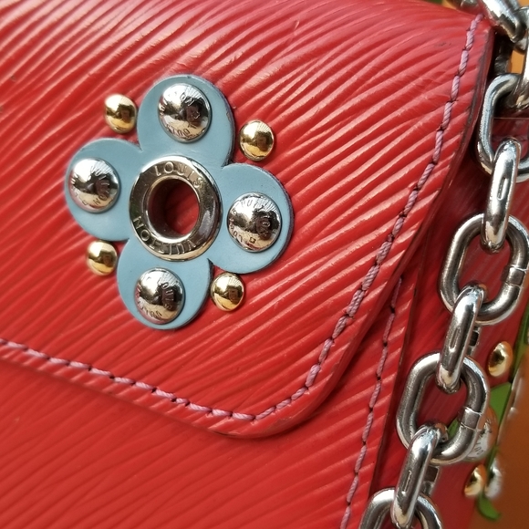 Extra pics Louis Vuitton Limited Edition Twist Shoulder Bag. PLEASE READ - Picture 7 of 16